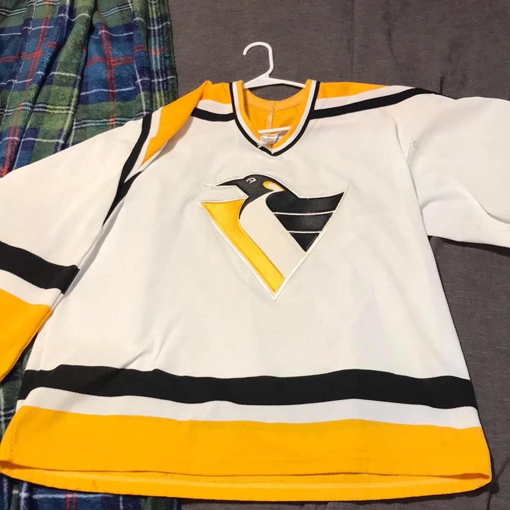 CCM throwback penguins jersey